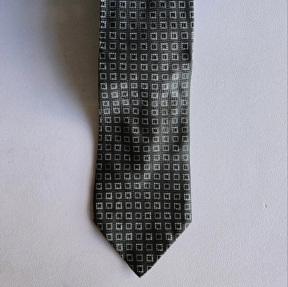 Bundle of 4 Vintage 100% Silk Men's Tie Italian and Angentinian Preppy Classic - Picture 8 of 9